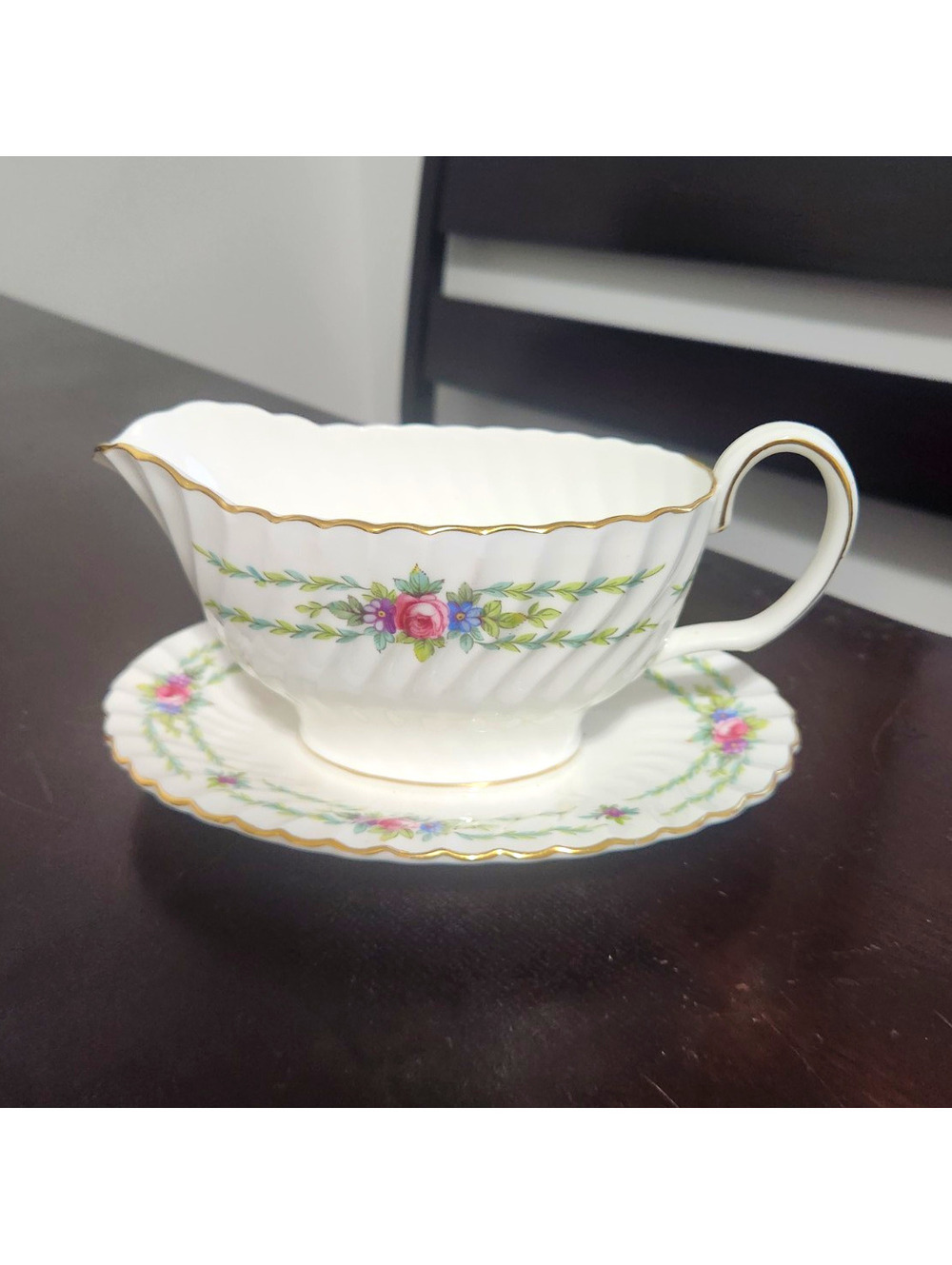 Minton Chiltern Bone China Floral Gravy Boat Set w/ Underplate, England